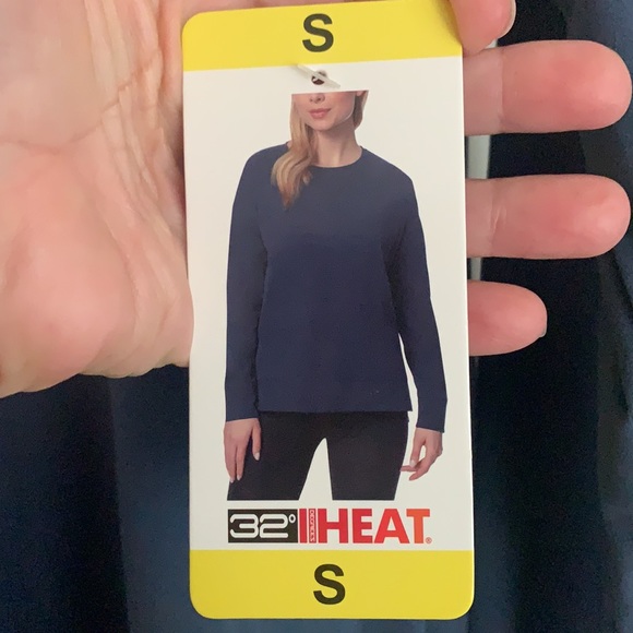 NWT! 32 Degrees Women's Fleece Crewneck Pullover Sweatshirt, color- Indigo - Picture 6 of 8